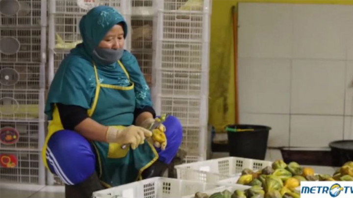 Proses Produksi Carica Khas Dieng