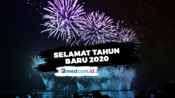 Disambut Hujan Inilah Detik Detik Pergantian Tahun 2020 Di Jakarta Medcom Id