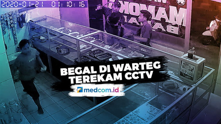 Aksi Begal di Warteg Terekam CCTV