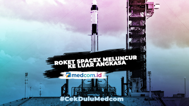Roket SpaceX Meluncur ke Luar Angkasa