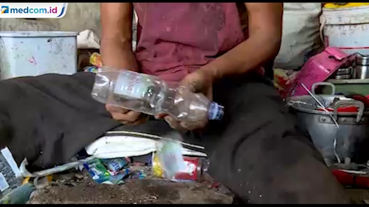 Mereka yang Menggantungkan Hidup dari Sampah Plastik