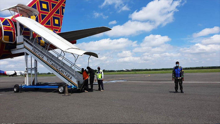 Detik-detik 23 Teroris Diterbangkan ke Jakarta