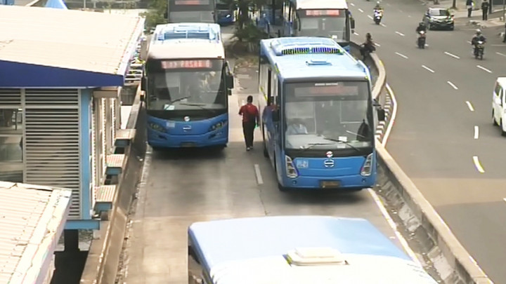 Penyesuaian Jam Operasional Transjakarta Berlaku Mulai Hari Ini