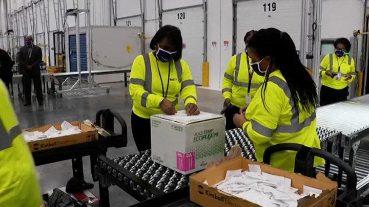 AS Mulai Distribusikan Vaksin COVID-19 Buatan Moderna