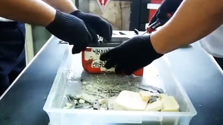 Begini Proses Pengunduhan Data dari FDR Sriwijaya Air