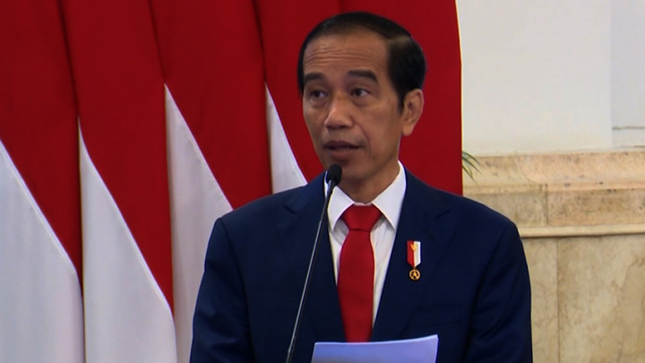 Jokowi Minta Polri Selektif dalam Menerima Laporan Terkait UU ITE