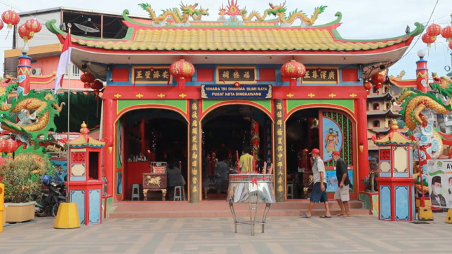 Sambut Cap Go Meh, Warga Singkawang Jalani Ritual Tolak Bala