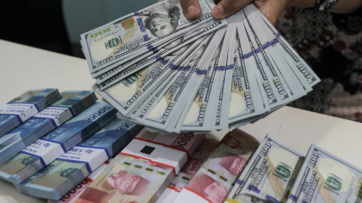 Kilas Balik Dampak Awal Pandemi COVID-19 Terhadap Ekonomi Indonesia