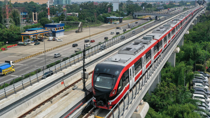 LRT Jabodebek Ditargetkan Siap Beroperasi pada Juli 2022