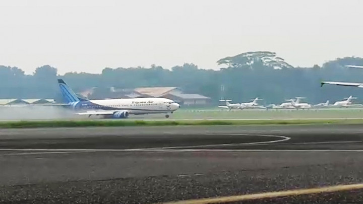 Detik-detik Trigana Air Tergelincir di Bandara Halim Perdanakusuma