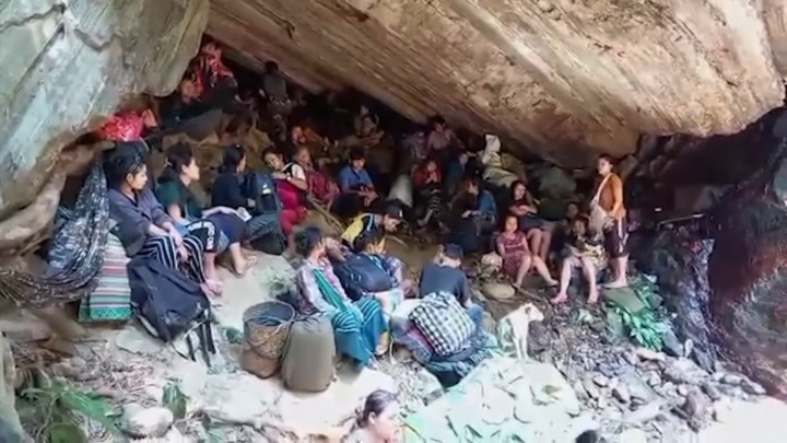 Hindari Serangan Militer, Ribuan Warga Myanmar Mengungsi ke Gua