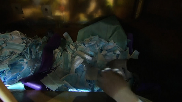 Perusahaan di Inggris Ubah Limbah Masker dan APD Jadi Plastik