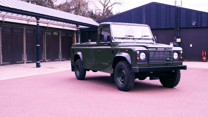 Mobil Khusus Telah Disiapkan untuk Mengangkut Jenazah Pangeran Philip