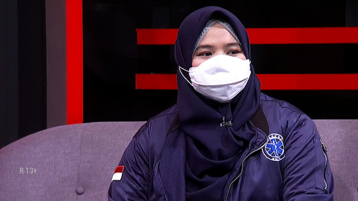 Cerita Sri Mulyati Bertugas sebagai Perawat Ambulans Khusus COVID-19 saat Tengah Hamil