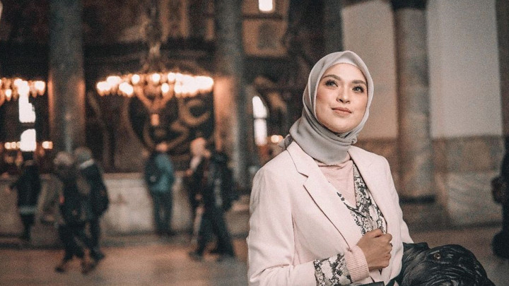 Kembali Bernyanyi, Delia Septianti Rilis Lagu Syukuri