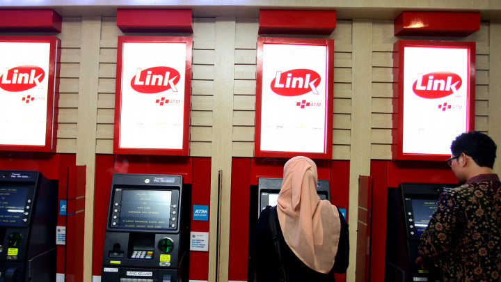 Siap-siap! Cek Saldo dan Tarik Tunai di ATM Link Dikenakan Biaya Per 1 Juni