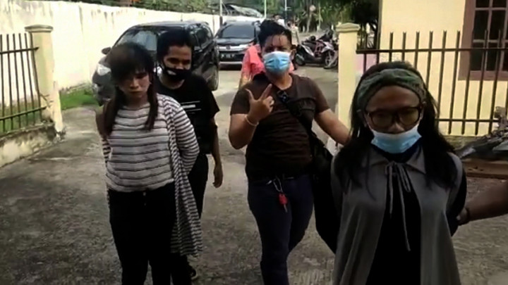 Waria Ditangkap karena Pencurian Terhadap Pelanggan Prostitusi Online