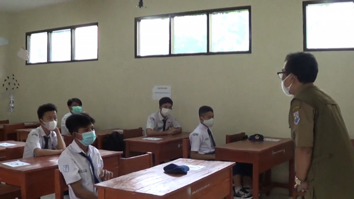 Puluhan Siswa Positif COVID-19, Simulasi PTM di Cimahi Dievaluasi