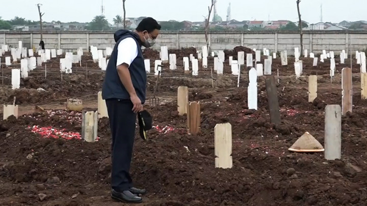 Tim Pemulasaran Sebut Kematian Akibat COVID-19 Melonjak Lebih dari Tiga Kali Lipat