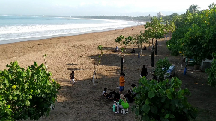 Hari Pertama Penutupan Wisata di Pangandaran