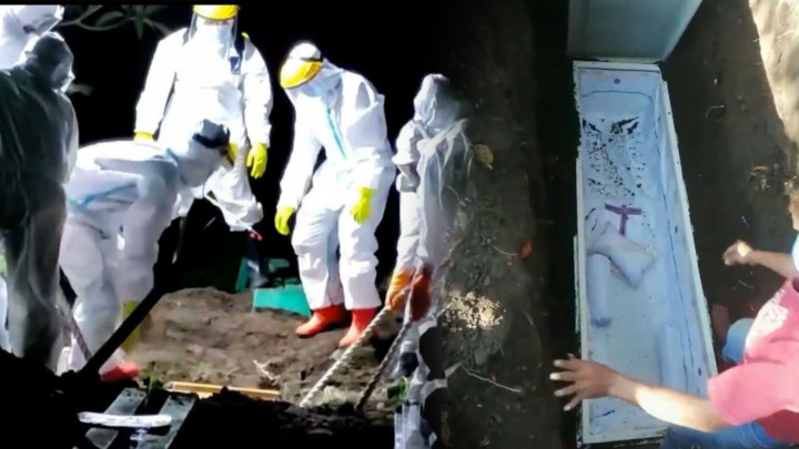 Jenazah Tertinggal, Petugas Kuburkan Peti Mati Kosong