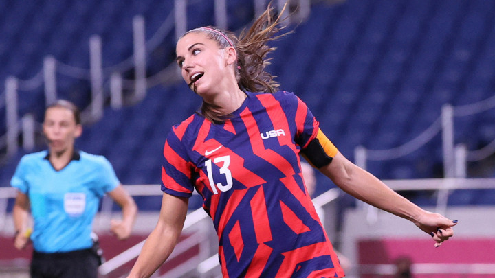 5 Atlet Olimpiade Tokyo yang Curi Perhatian Lewat Paras Cantiknya