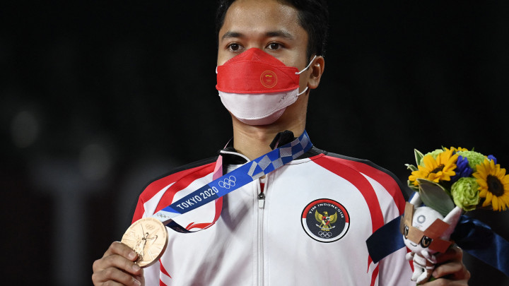 Keberhasilan Ginting Raih Medali Perunggu Buat Sang Ayah Bangga