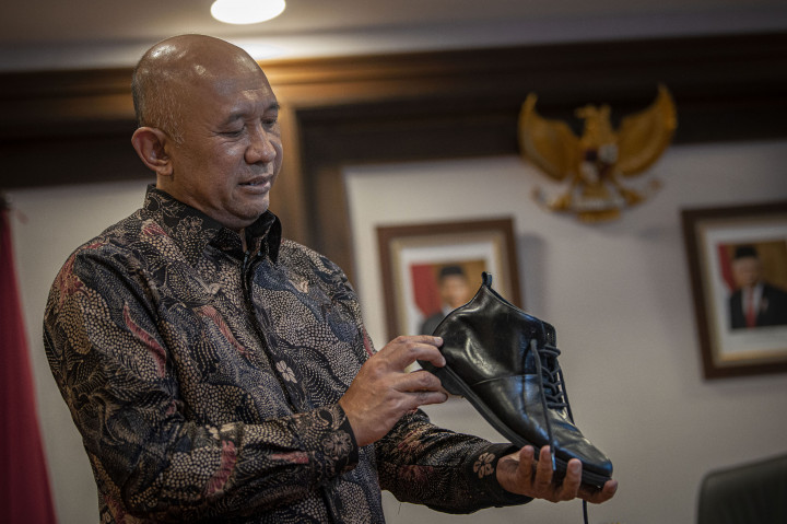 Vaksin Slank untuk Indonesia - Pelaku UMKM Bertanya soal KUR ke Menteri Teten