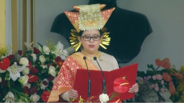 Bacakan Teks Proklamasi, Puan Maharani Berbusana Adat Minang