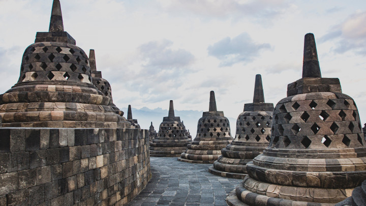 Kekayaan Tersembunyi! 226 Pahatan Alat Musik Ditemukan di Candi Borobudur