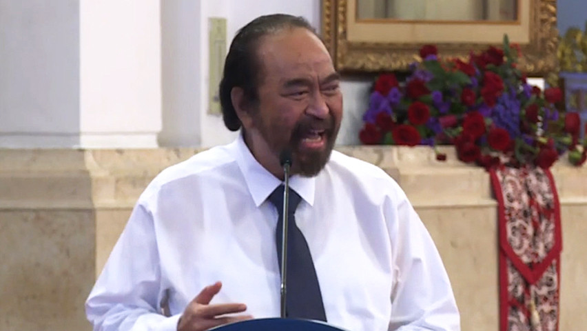 Surya Paloh Bangga atas Kerja Keras Jokowi dalam Menangani COVID-19