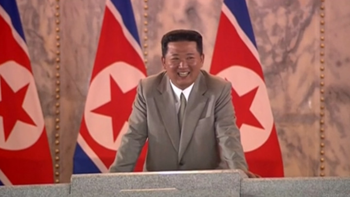 Penampilan Kim Jong-un Terlihat Lebih Kurus Jadi Sorotan