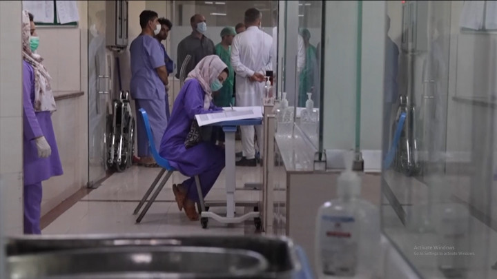 Krisis Kesehatan di Afghanistan, Nakes Bekerja Tanpa Digaji