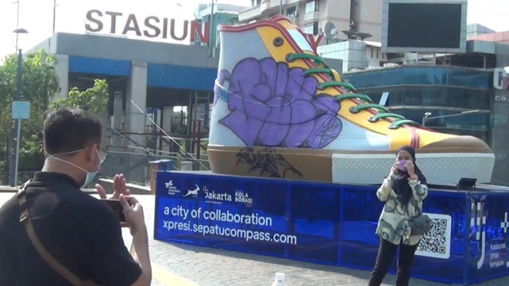 Begini Penampakan Tugu Sepatu yang Jadi Sasaran Aksi Vandalisme