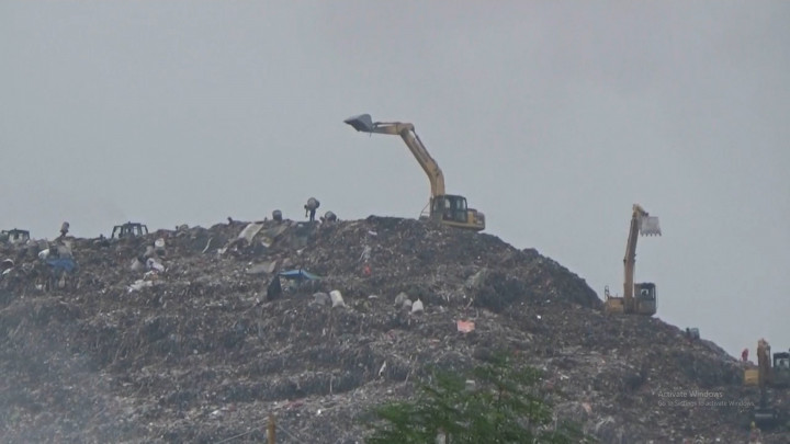 Tinggi Capai 40 Meter, Ini Janji Wagub DKI Atasi Sampah di Bantar Gebang