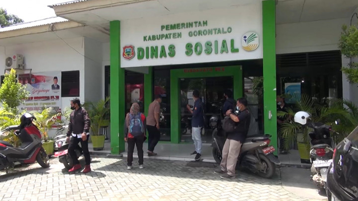 Bupati Gorontalo Copot Kepala Dinsos Usai Risma Marah-marah