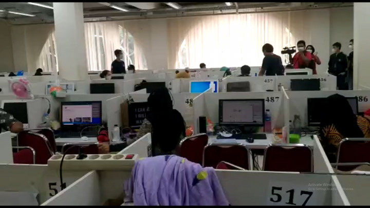 Polisi Gerebek Kantor Pinjol Ilegal di Tangerang