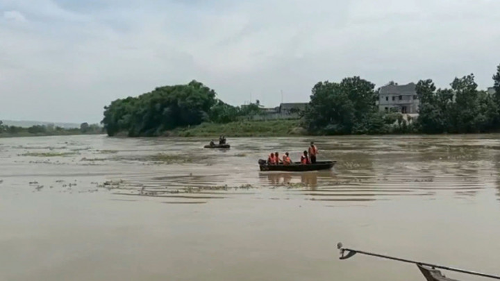 Satu Korban Perahu Terbalik di Bengawan Solo Ditemukan, 5 Orang Masih Hilang