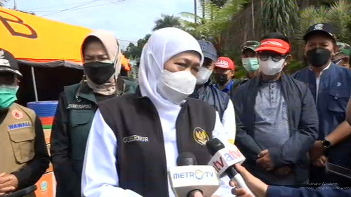 Gubernur Khofifah Tinjau Lokasi Terdampak Banjir Bandang di Kota Batu