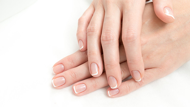 Kuku Menguning? Kenali Sejumlah Penyebabnya