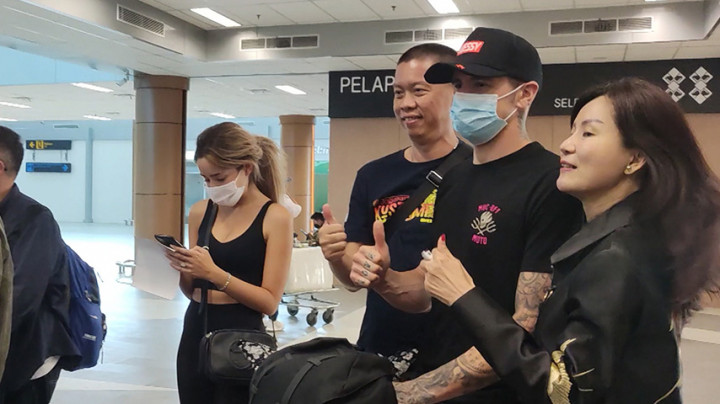 Keramahan Scott Redding Terima Ajakan Foto dari Para Penggemar