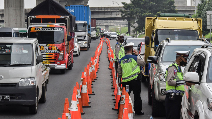 Menhub Berlakukan Ganjil Genap di Ruas Jalan Tol Mulai 20 Desember