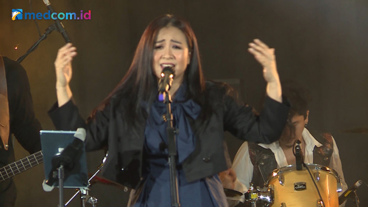 Cokelat x Astrid - LUKA LAMA | Medcom 4th Nite