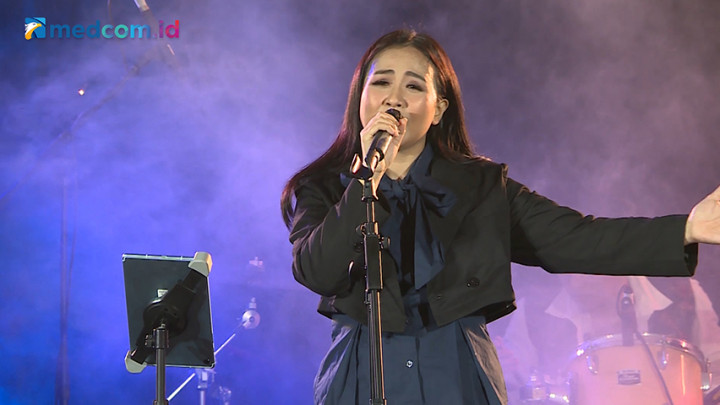 Cokelat x Astrid - TENTANG RASA | Medcom 4th Nite