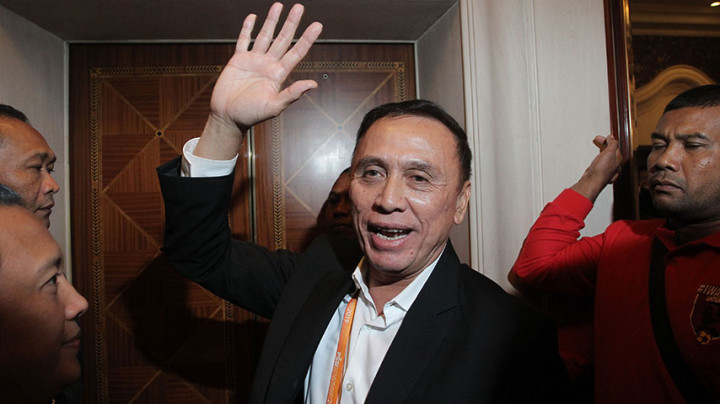 Rencana Ketum PSSI ke Ruang Ganti Timnas Indonesia Tuai Kontroversi