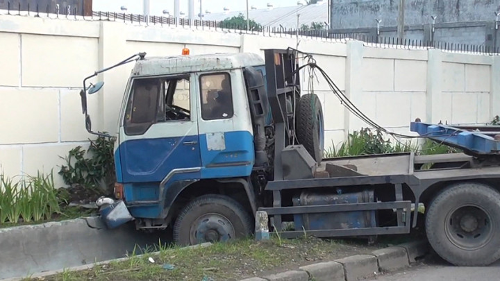 Rem Blong, Sebuah Truk Tabrak Pengendara Motor hingga Tewas
