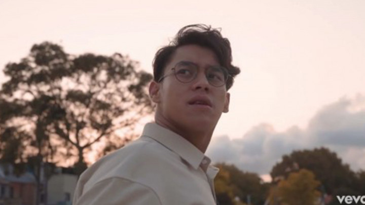 Blak-blakan Ardhito Pramono Ungkap Lagu Favoritnya