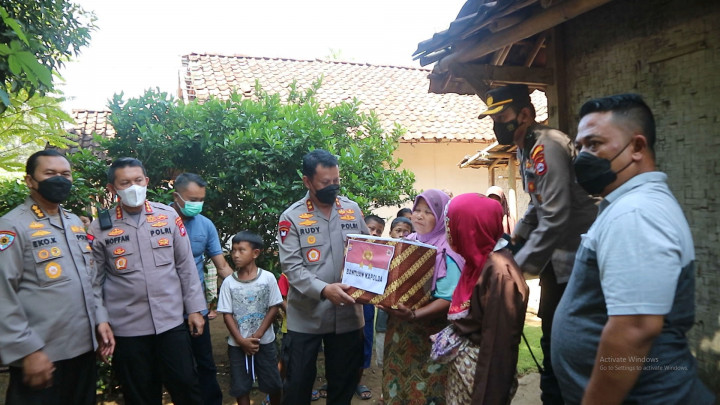 Pascagempa, Kapolda Banten Tinjau Posko Pengungsian Sumur Pandeglang