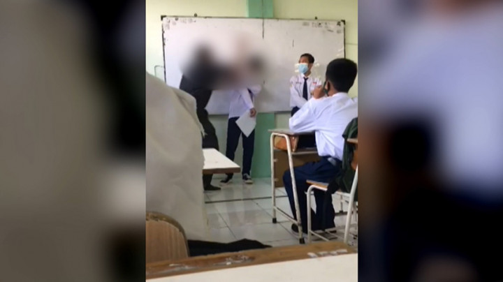 Tak Bisa Menjawab Soal, Guru Aniaya Siswa SMP di Surabaya
