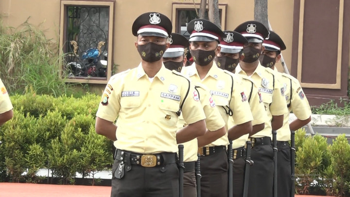 Tak Lagi Mirip Polisi, Ini Penampakan Terbaru Seragam Satpam